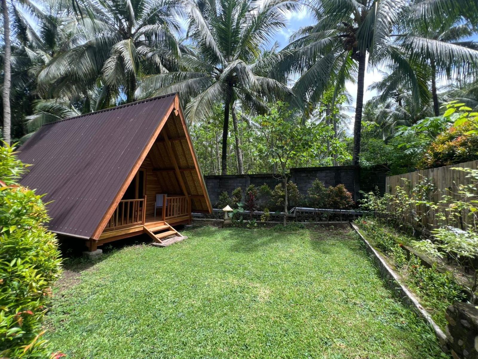 Lendang Luar Villa Senggigi Buitenkant foto